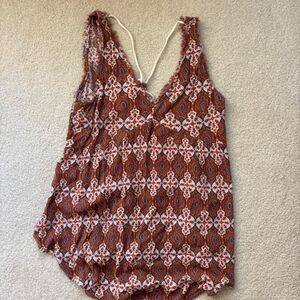 Altar-d-state Women's Red and White Vest